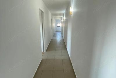 Spațiu comercial, de 550 mp, în Central - 14