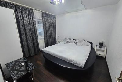 Apartament cu 3 camere decomandat în Central - 16