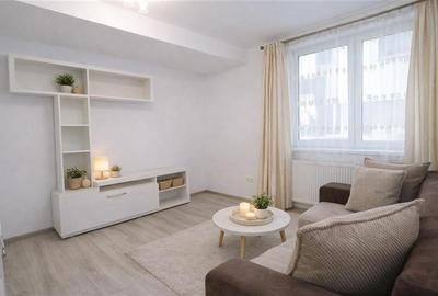 Apartament cu 2 camere nedecomandat în Tractorul