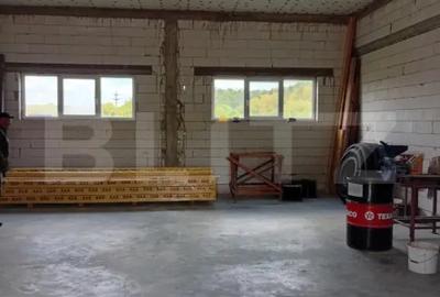 Spațiu comercial, de 6,800 mp, în Central - 9