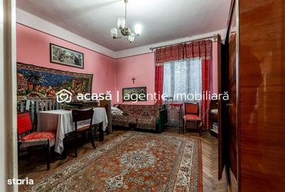 Casă cu 3 camere cu Teren 2715 Mp în Central - 12