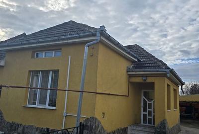 Casă cu 4 camere în Central - 4