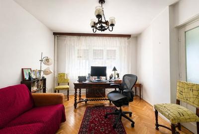 Apartament cu 4 camere decomandat, mobilat în P-ța Romană - 10