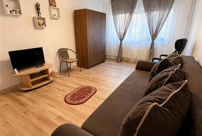 Apartament cu 2 camere decomandat în 1 Mai - 1