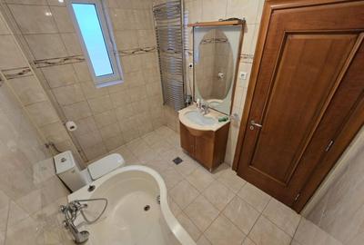 Apartament pe 2 etaje si curte de 187 mp HERASTRAU - 7