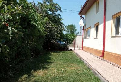 Casă cu 5 camere în Corbii Mari - 5