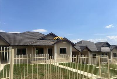 Casă individuală cu 5 camere cu Teren 550 Mp în Cervicești - 2