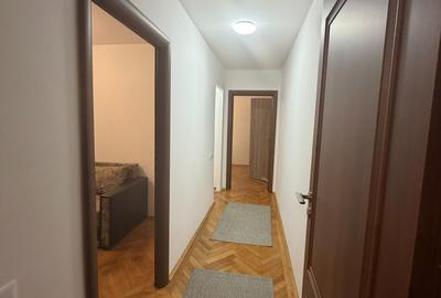 Apartament cu 3 camere semidecomandat, mobilat în Gorjului - 21