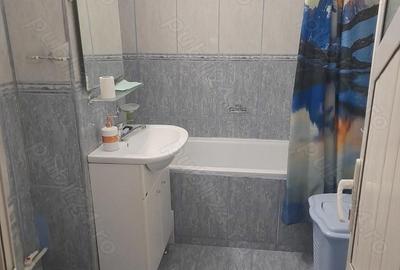 Apartament cu 2 camere decomandat în Sud - 3