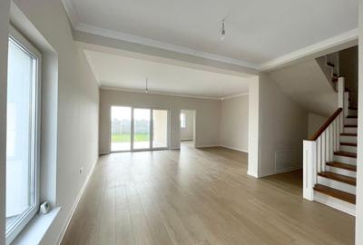 Duplex cu 5 camere cu Canalizare în Moșnița Nouă - 3