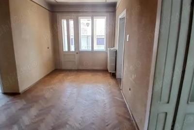 Casă cu 5 camere cu Teren 360 Mp în Caransebeș - 10