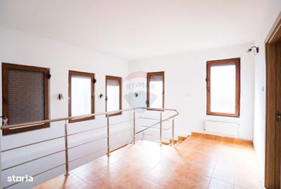 Casă cu 4 camere în Valea Mare - 13