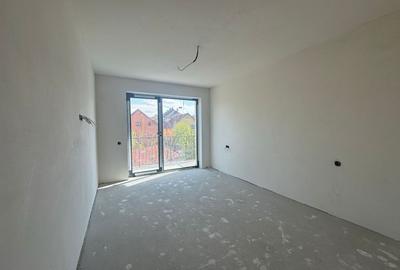 Duplex cu 6 camere cu Canalizare în Florești - 10