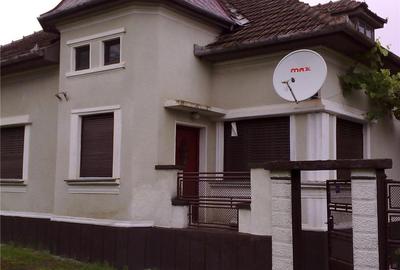 Casă cu 4 camere cu Teren 720 Mp în Gurahonț - 10