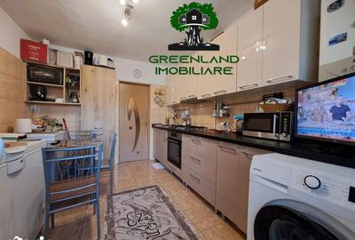 Apartament cu 3 camere decomandat în Ciurea - 14