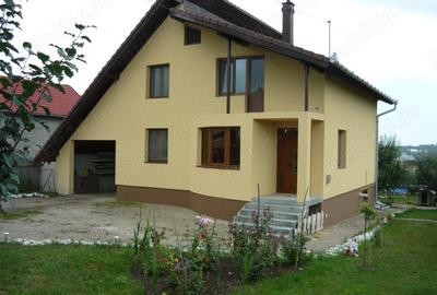 Casă cu 5 camere cu Teren 1193 Mp în Turda - 1