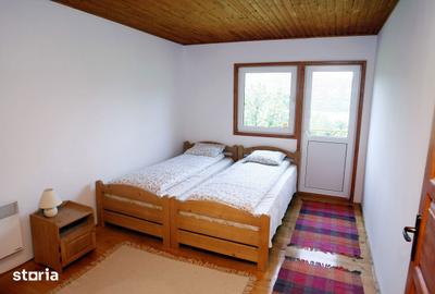 Casă cu 5 camere cu Teren 1800 Mp în Zetea - 3