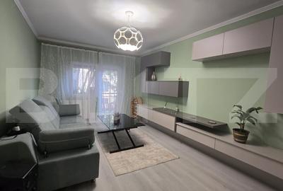 Apartament de vanzare, cu 4 camere, 78 mp, zona Micro17 - 3