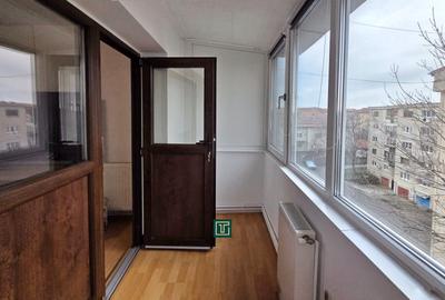Apartament cu 3 camere decomandat, mobilat în Girocului - 8