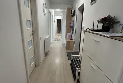 Apartament cu 3 camere decomandat în Roșu - 1