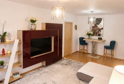 Apartament cu 2 camere decomandat în Străulești