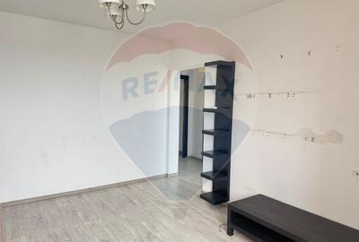 Apartament cu 3 camere semidecomandat în Ștefan cel Mare - 2