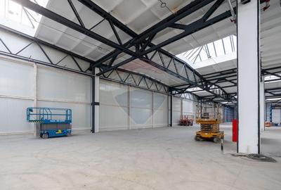 Spațiu industrial, de 1,300 mp, în Astra - 5