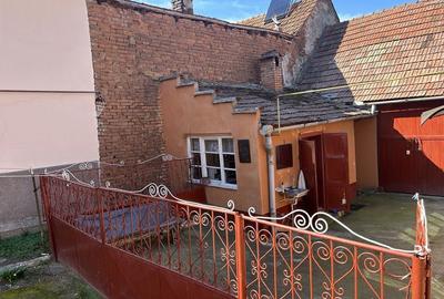 Casă cu 4 camere în Central - 7