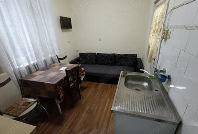 Garsoniera decomandat - zona Brasovul Vechi - 1
