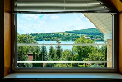 Proprietate unică pe malul lacului Moacșa – liniște, rafinament, eleganta - 35