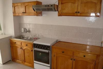 Apartament cu 2 camere decomandat în Școlilor - 4