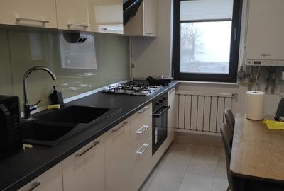 Apartament cu 2 camere decomandat, mobilat în Timpuri Noi