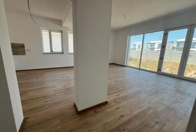 Casa parter Tunari 5 camere curte 500m2, UTILITATI, zona buna - 2