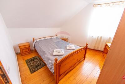 Casa cu 5 dormitoare, foisor, sauna, beci,pod garaj si gradina - 32