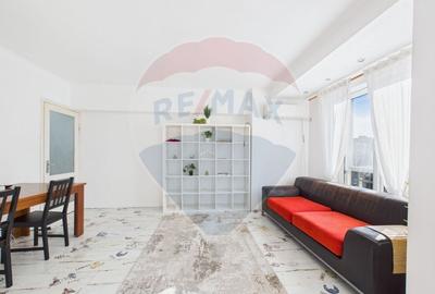 Apartament cu 2 camere de vanzare in Calea Victoriei nr 1 - 16