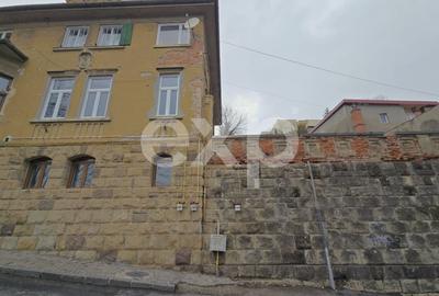 Apartament cu 3 camere decomandat în Centrul Istoric - 3