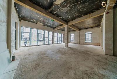 Spatiu Comercial Premium 370 mp, Vitrina 13 m, 3 Intrari Adora Par - 12