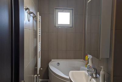 Apartament cu 3 camere semidecomandat în Central - 8