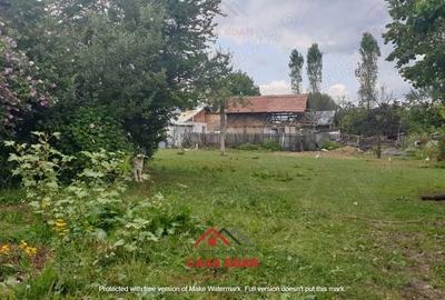 Casă cu Teren 1160 Mp în Breaza - 1