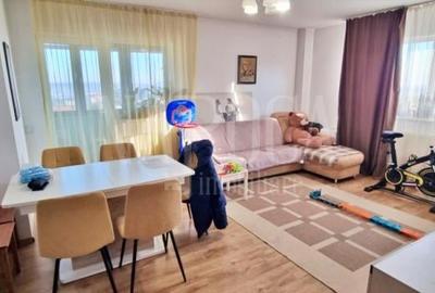 Apartament cu 3 camere decomandat în Bună Ziua