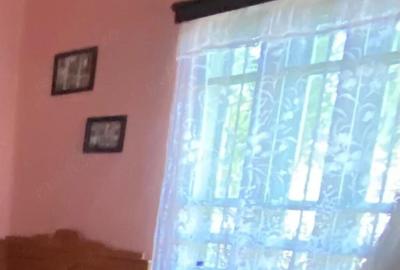 Casă cu 2 camere cu Teren 800 Mp în Perișor - 1