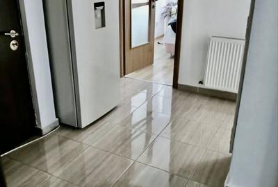 Apartament cu 3 camere în Tractorul - 8
