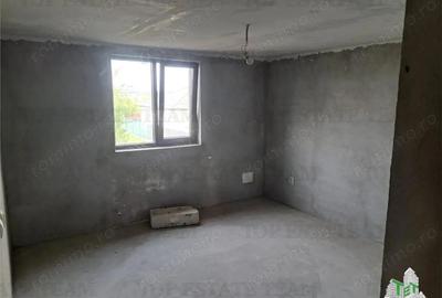 Casa+garaj, constructie la gri, in Sabareni, teren 440mp - 3