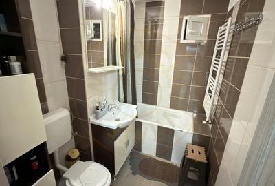 Apartament cu 4 camere decomandat în Carei - 8