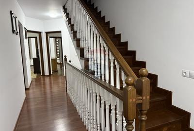 Casa / Vila cu 7 camere de vanzare in Ovidiu Sud Constanta - 4