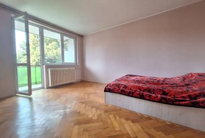 Apartament 3camere, de vanzare, decomandat,in Plopilor, zona linistita - 1