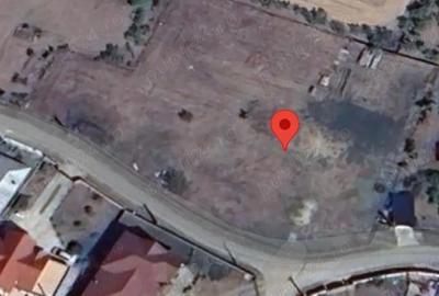 Teren de 3500 mp, în Poiana Lacului - 1