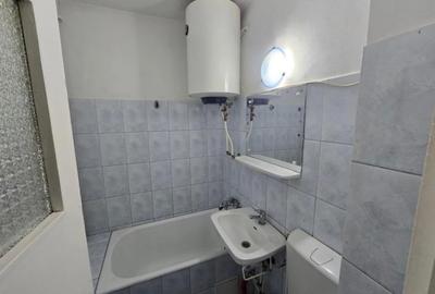 Etaj 2 - Alexandru - Zimbru - Garsoniera - mobilata - libera Etaj 2 - Alexandru - Zimbru - Garsoniera - mobilata - libera - 5