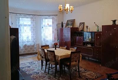APARTAMENT 3 camere, Etaj 1, Str. Lunga, Brasov - 2