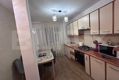 Apartament cu 4 camere decomandat în Rovine - 8